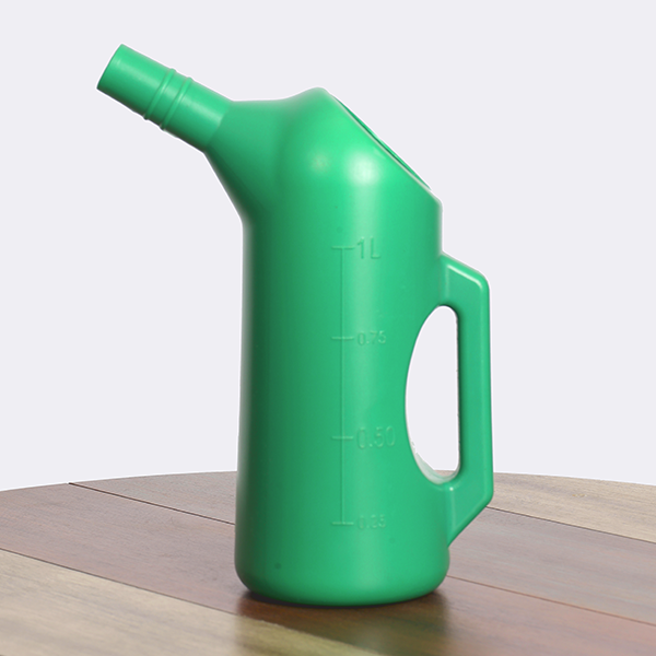 ابريق سقي الزرع بلاستيك